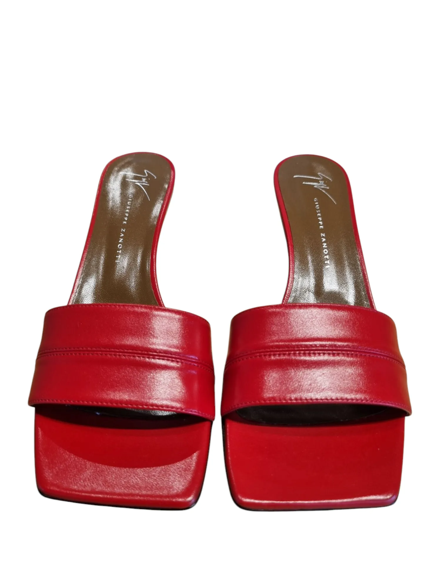 Berenys 50 Red Mule (carry over style)