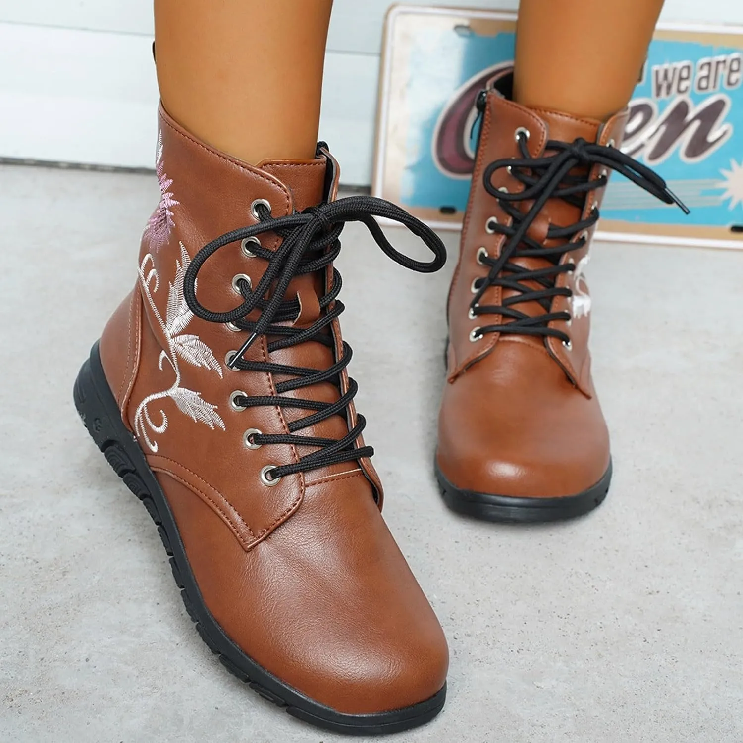 Boots for Women Flat Ankle Booties Casual Round Toe Combat Boot Floral Embroidered Lace Up with Side Zipper