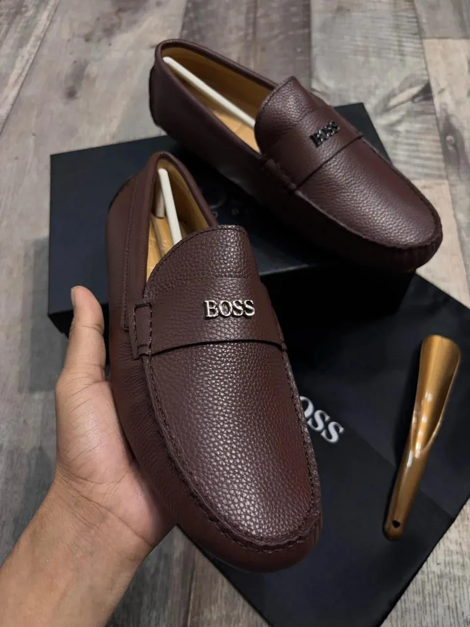 BOSS || Men's Noel Nappa-Leather Driving Moccasins With Metal Logo -  Brown