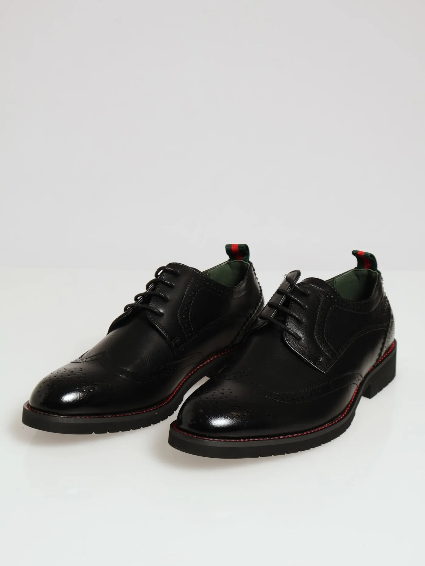 Chunky Brogue Wing Tip Lace Up Derby - Black