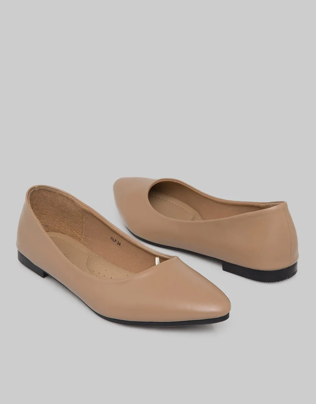 Connexion Ballerinas Pointy Women
