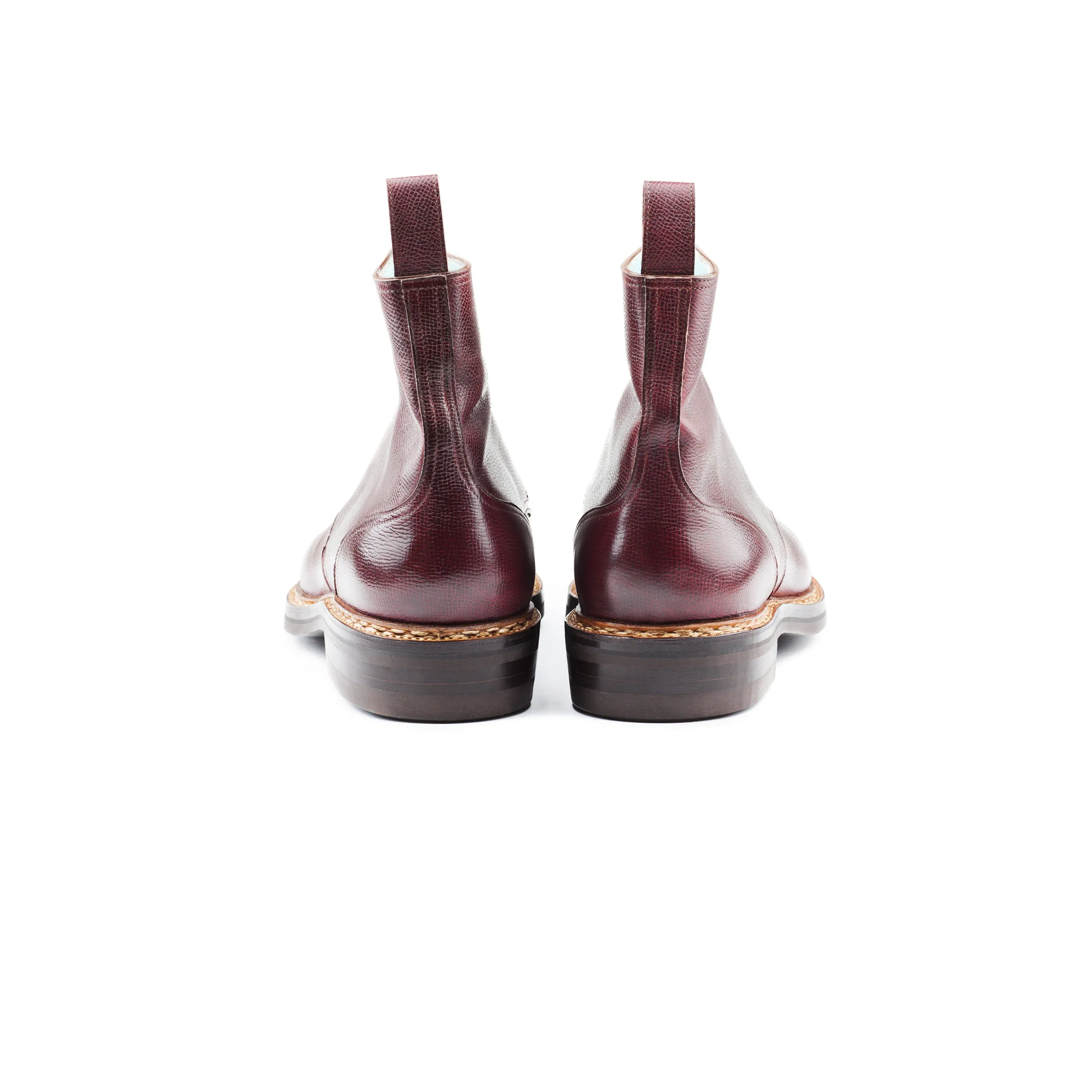 Derby boot, straight toe box