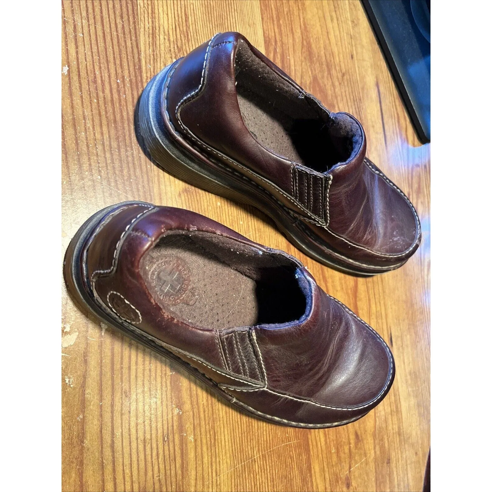 Dr Martens Neil Leather Slip On Comfort Loafer Shoes Mens US Sz 7 Brown Travel