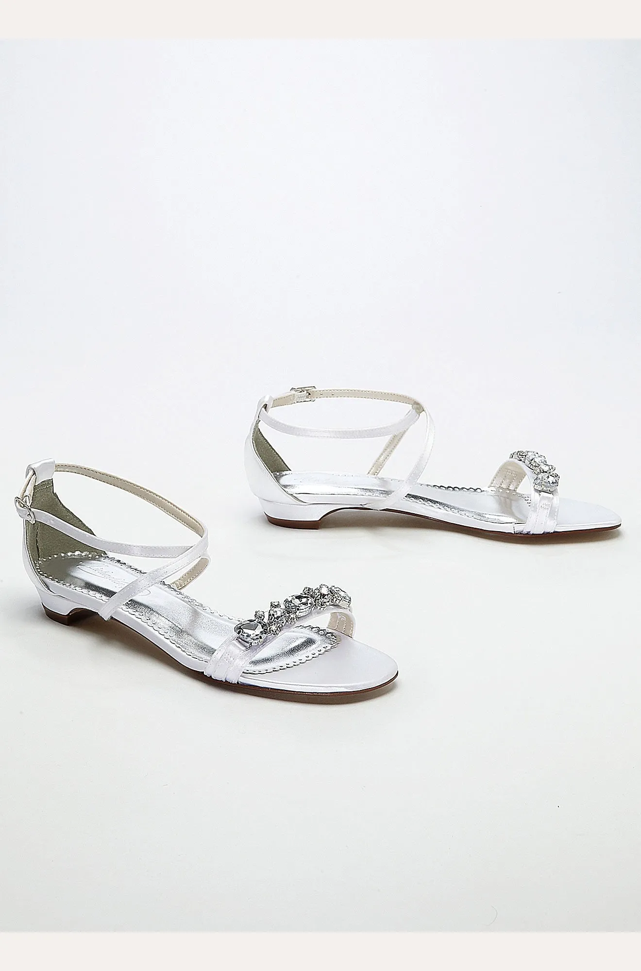 Dyeable Flat Sandal with Stones