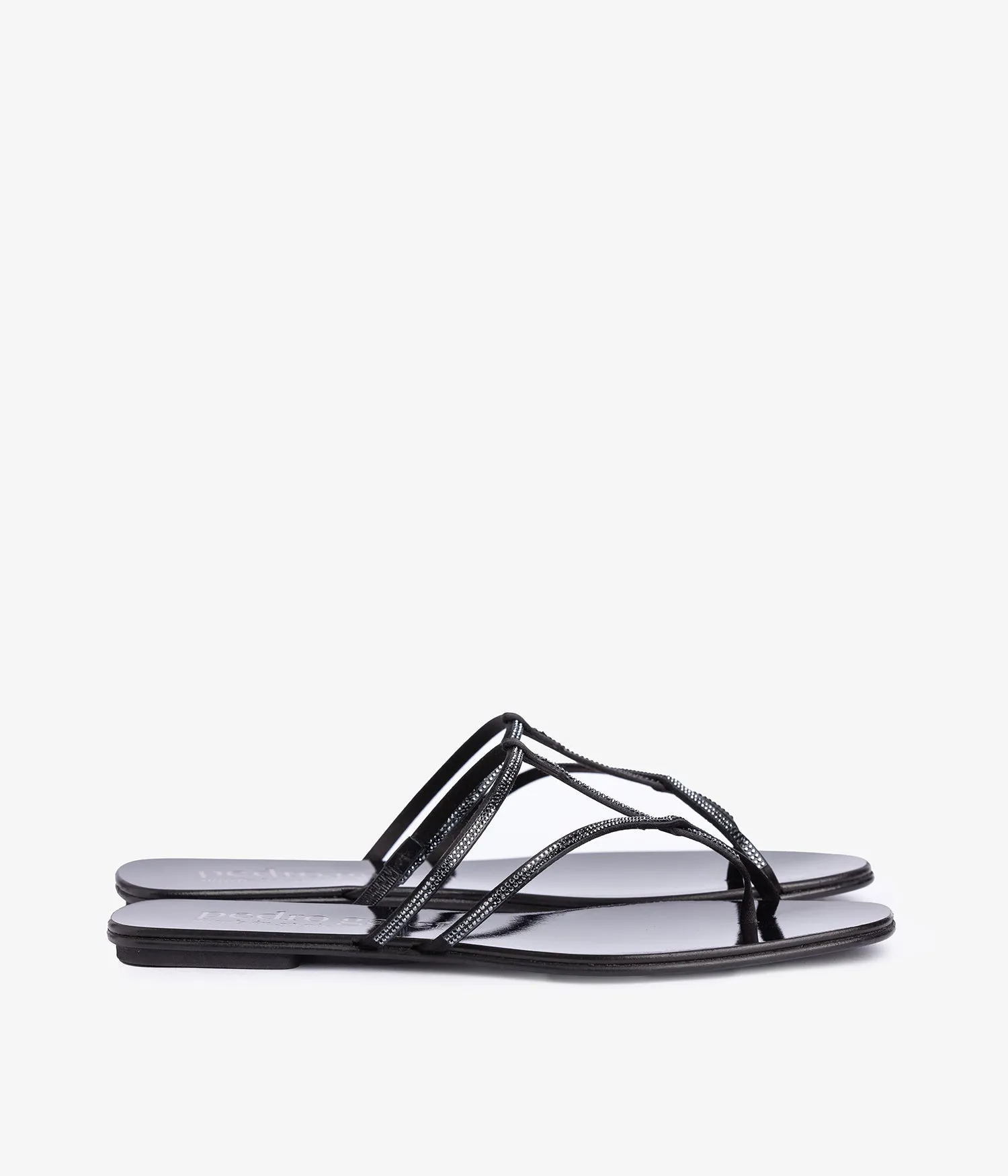 estee / black satin