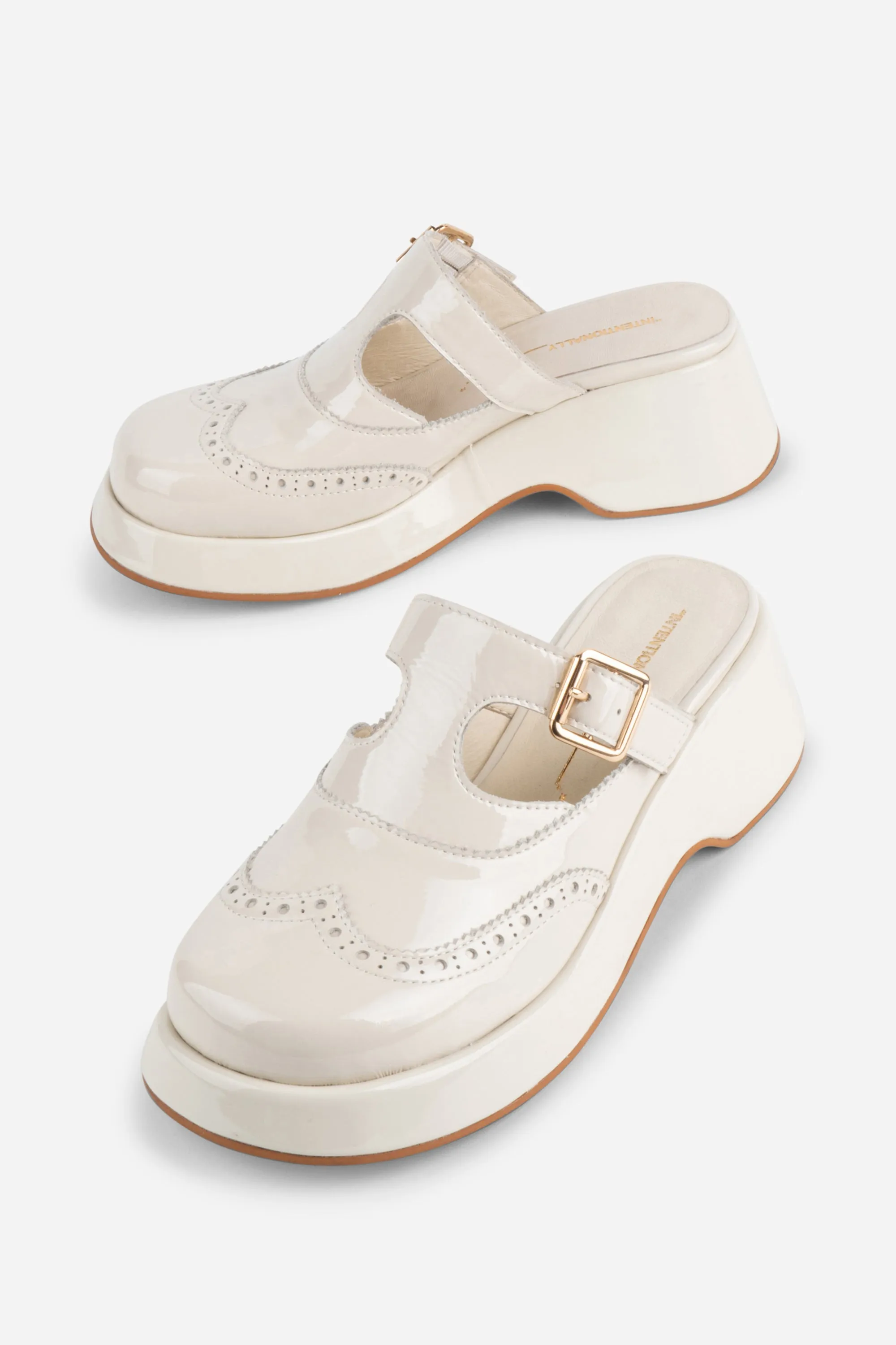 EVERCLEAR SLIP ON MULE