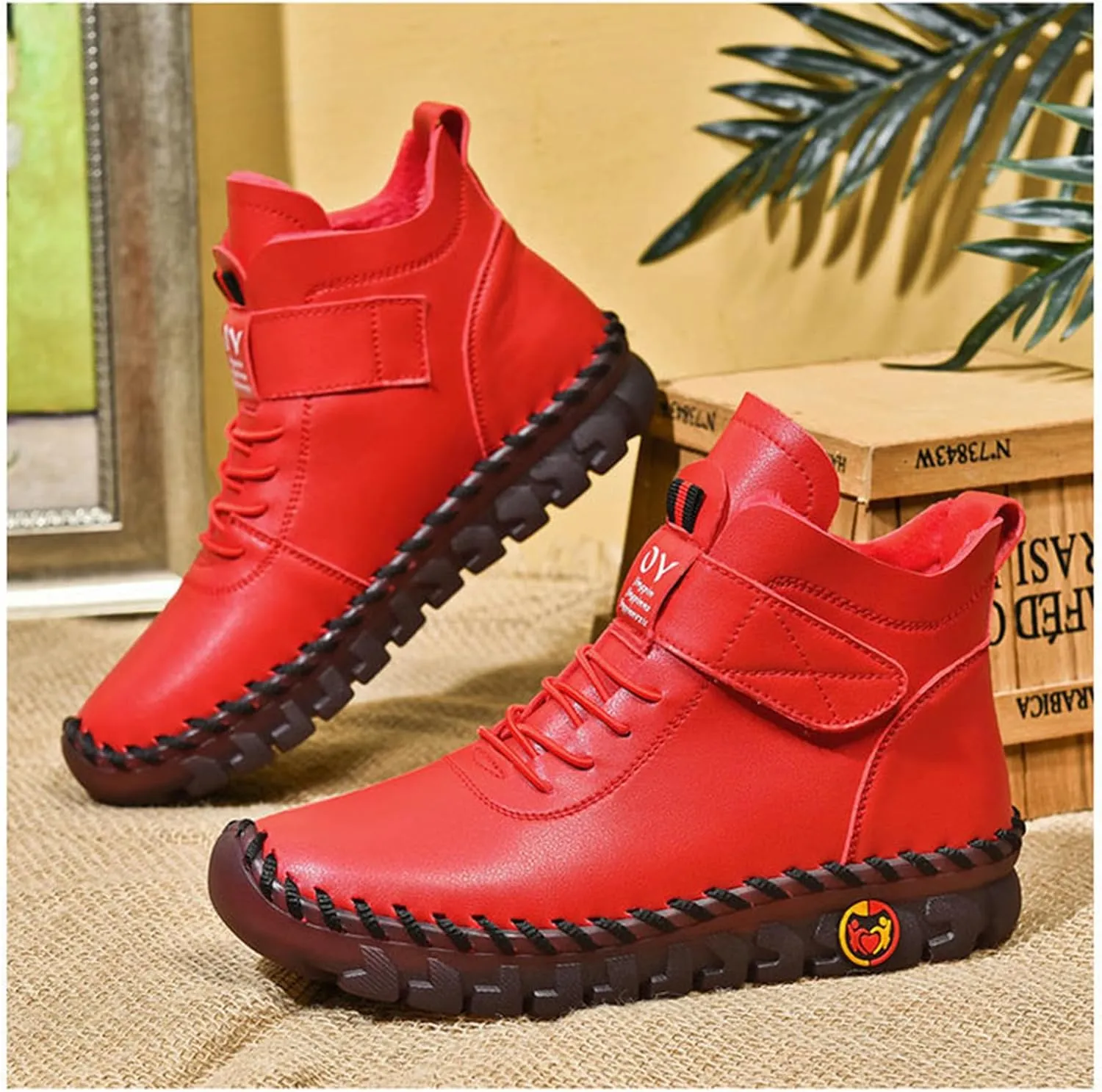 FAIRSOMA Women's Leather High Top Flat Sneakers with Adjustable Strap,Fashion Lightweight Lace Up Loafers Casual Warm Platform Ankle Boot Shoes Comfort Non-Slip Walking Shoes Soft Bottom Mom Shoes​