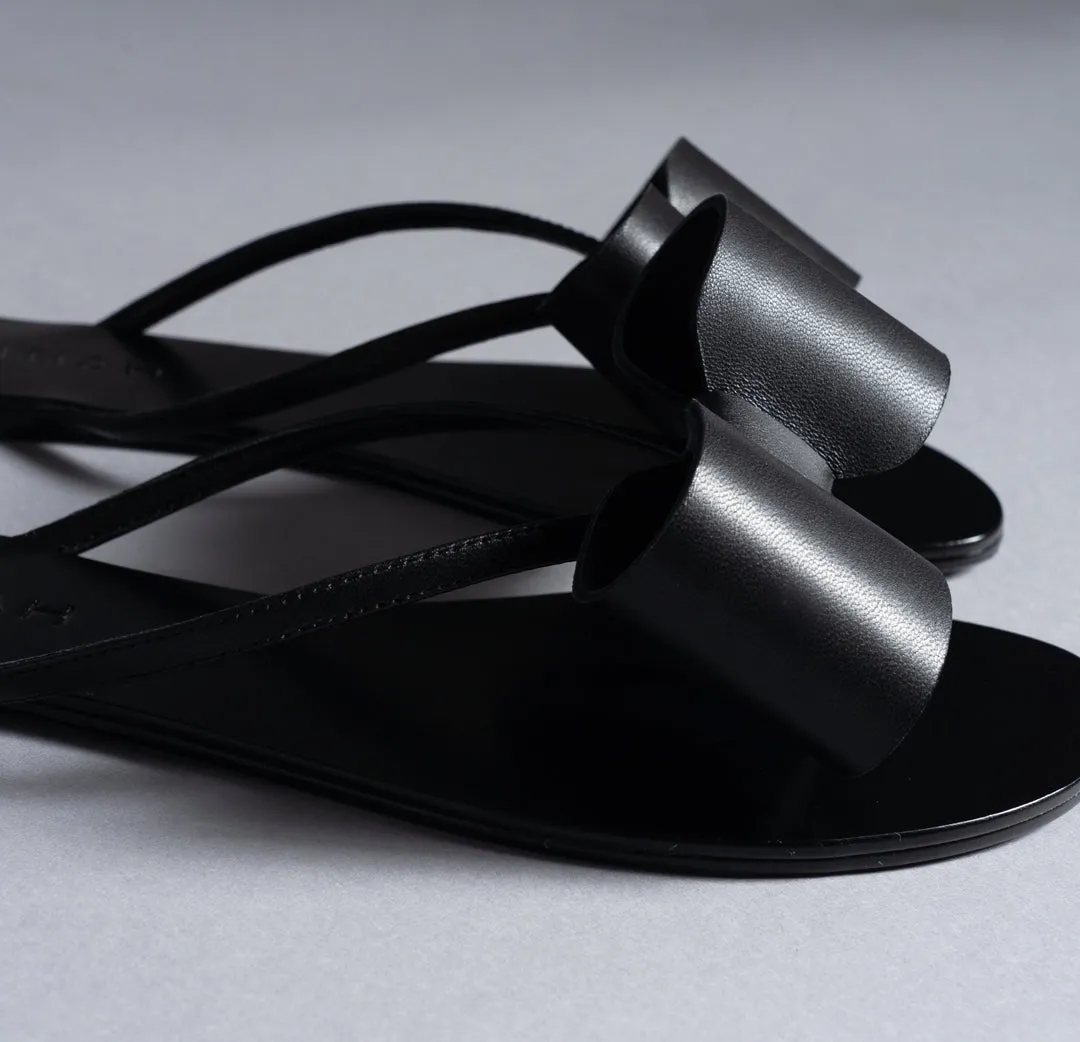FLIP FLOP