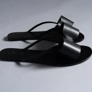 FLIP FLOP