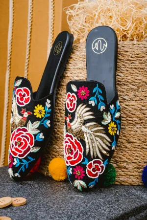 Humming Black Mules