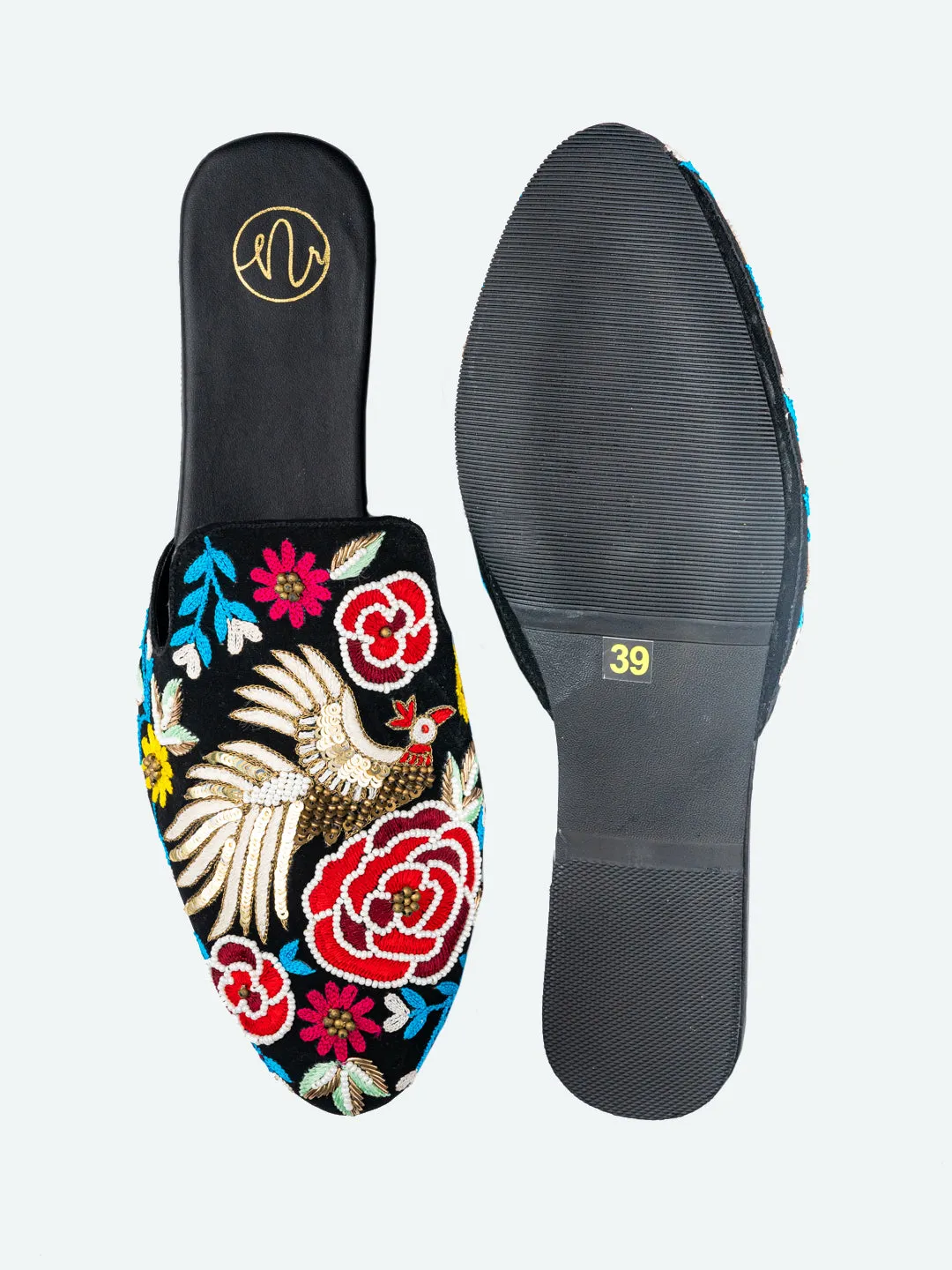 Humming Black Mules