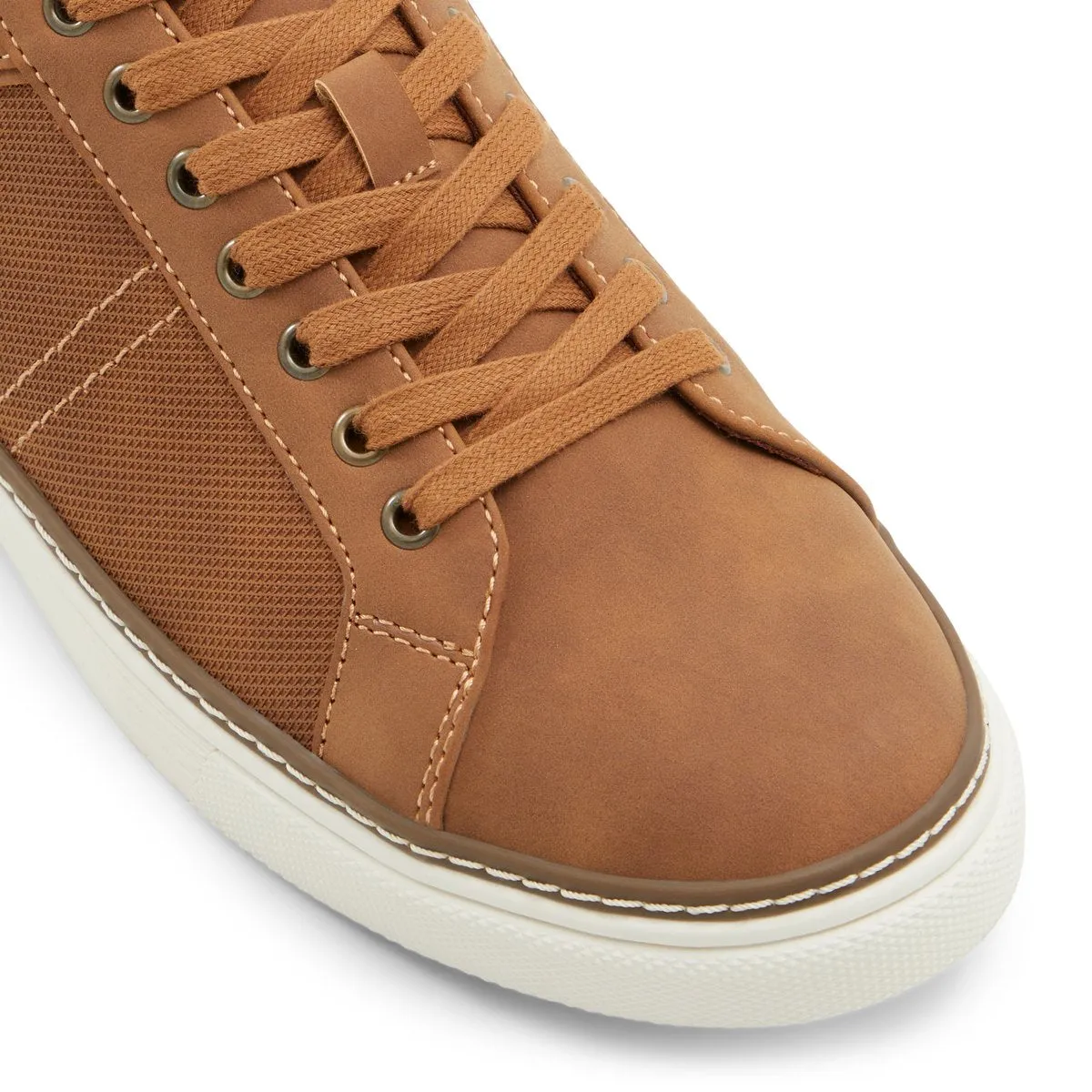 Loftus Low-Top Sneakers