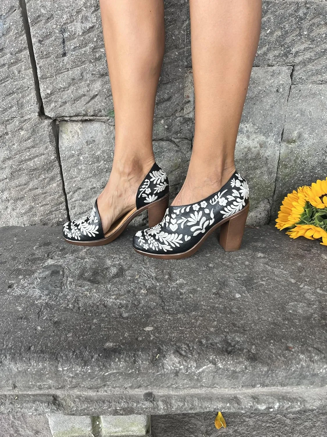 Macarena Collection Sandals women Huarache Sandal Colorful Leather Mexican Comfort Walking Handcrafted Leather Embroidered Flats - Mexican Artisan Design Maky