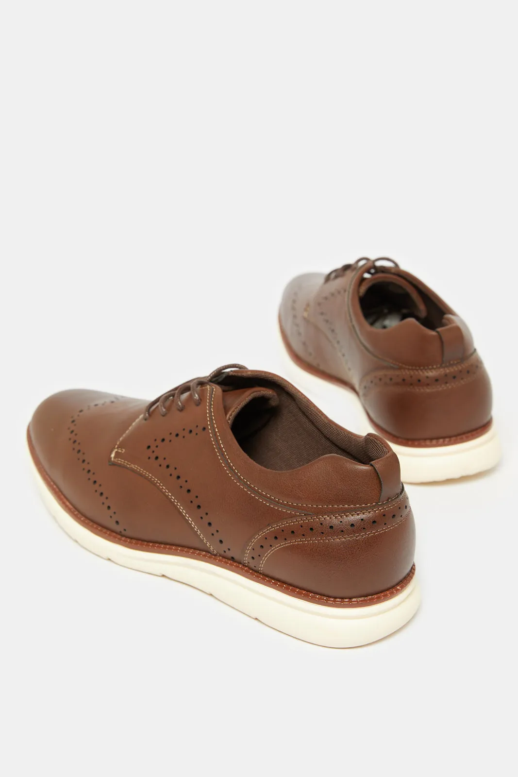 Men Brown Textured Lace Up Derby Shoes