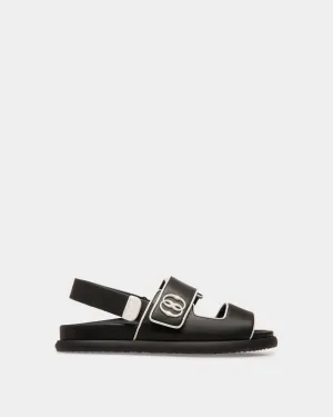 Newport Flat Sandal in Leather