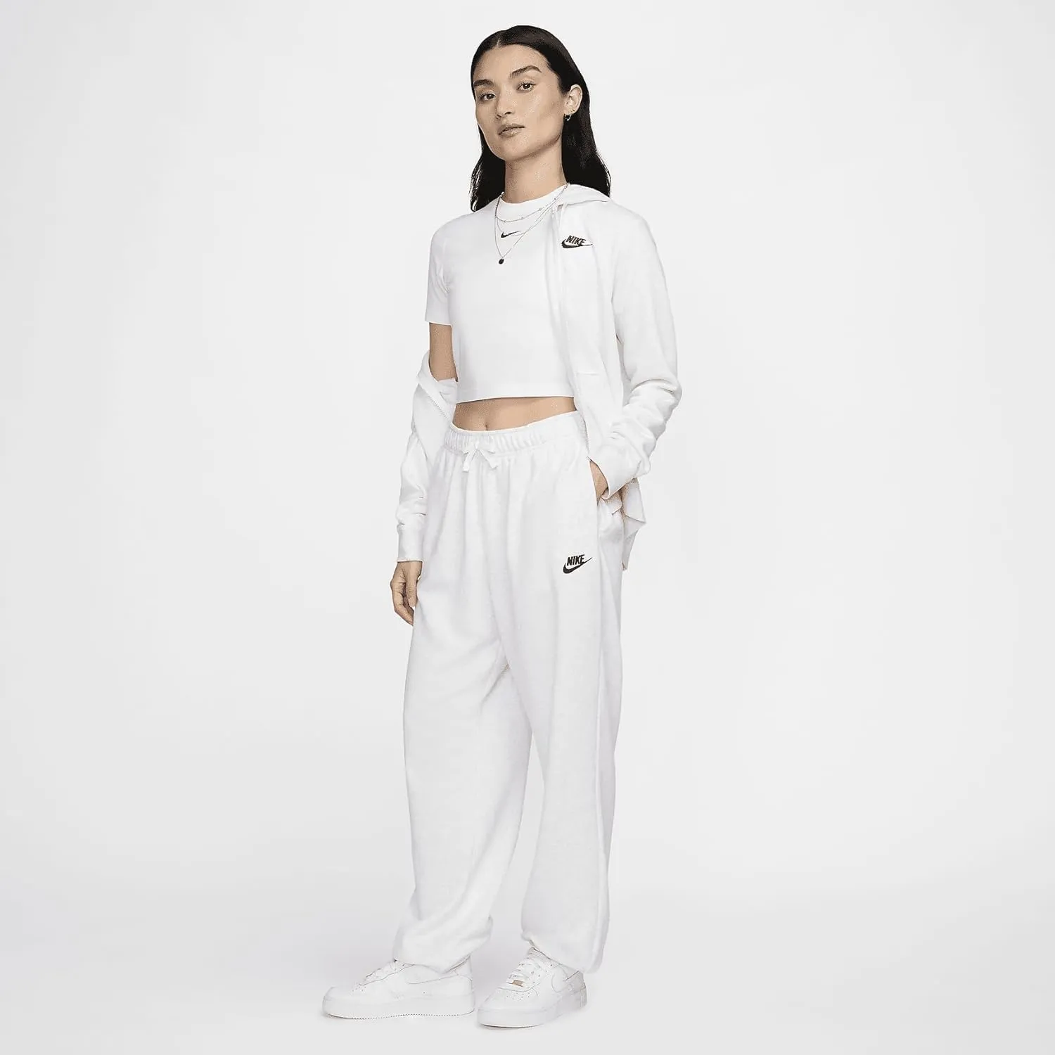 Nike Women's Sportswear Club Fleece Mid-Rise Oversized Sweatpants