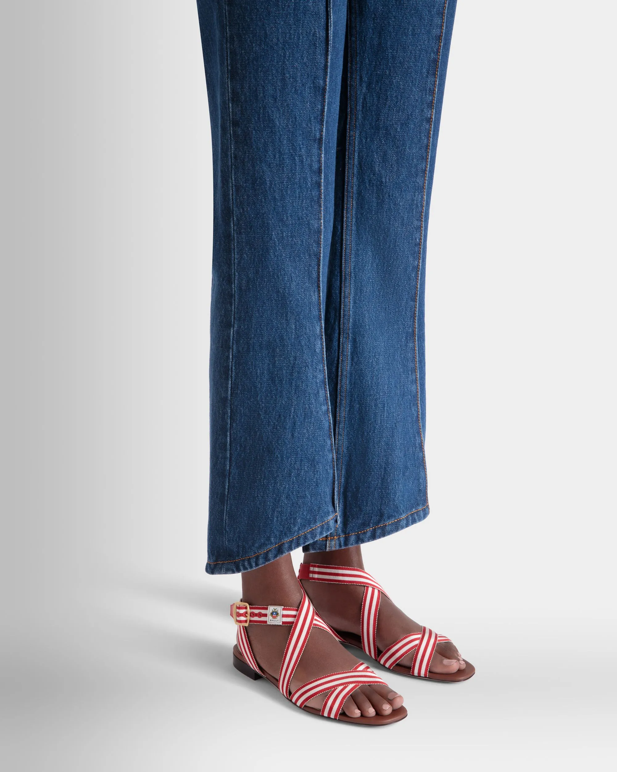 Sylt Flat Sandal in Red Fabric