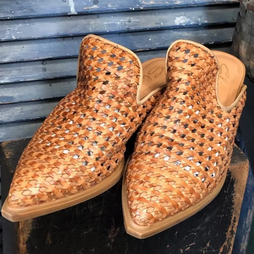 Vintage Woven Brown Leather Mules Sbicca Size 7 Shoes
