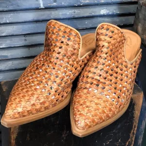 Vintage Woven Brown Leather Mules Sbicca Size 7 Shoes