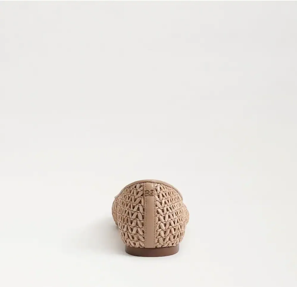 Wanda Pointed Toe Flat - Tan Raffia
