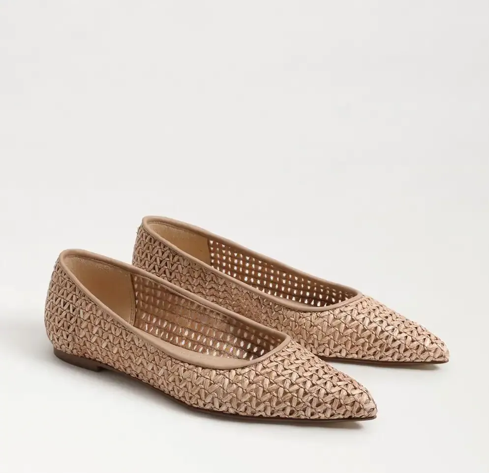 Wanda Pointed Toe Flat - Tan Raffia