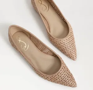 Wanda Pointed Toe Flat - Tan Raffia