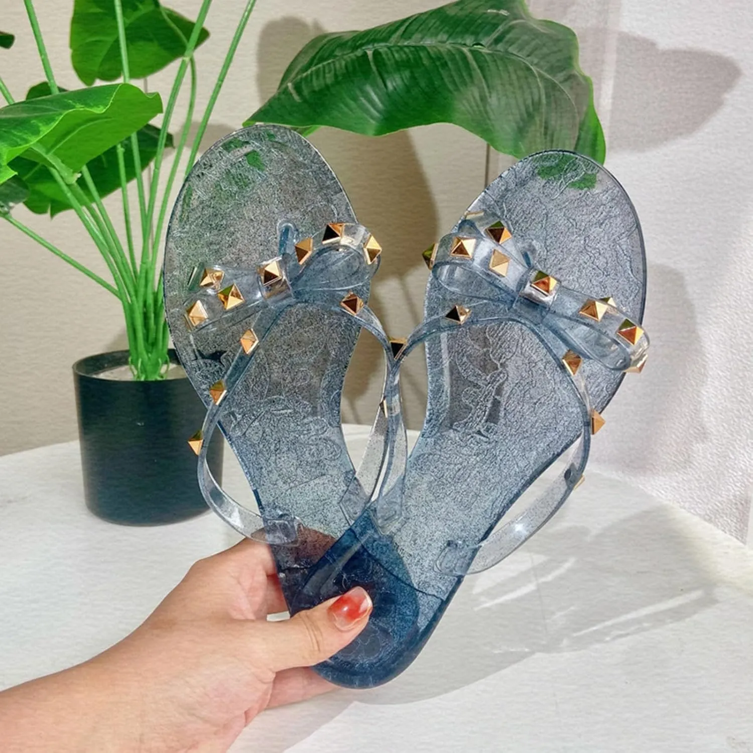 Women Rivet Flat Flip Flops Studded Jelly Thong Sandals with Bow Summer Bowtie Slip On Flat Beach Dressy Slides Fashion Dress Slipper