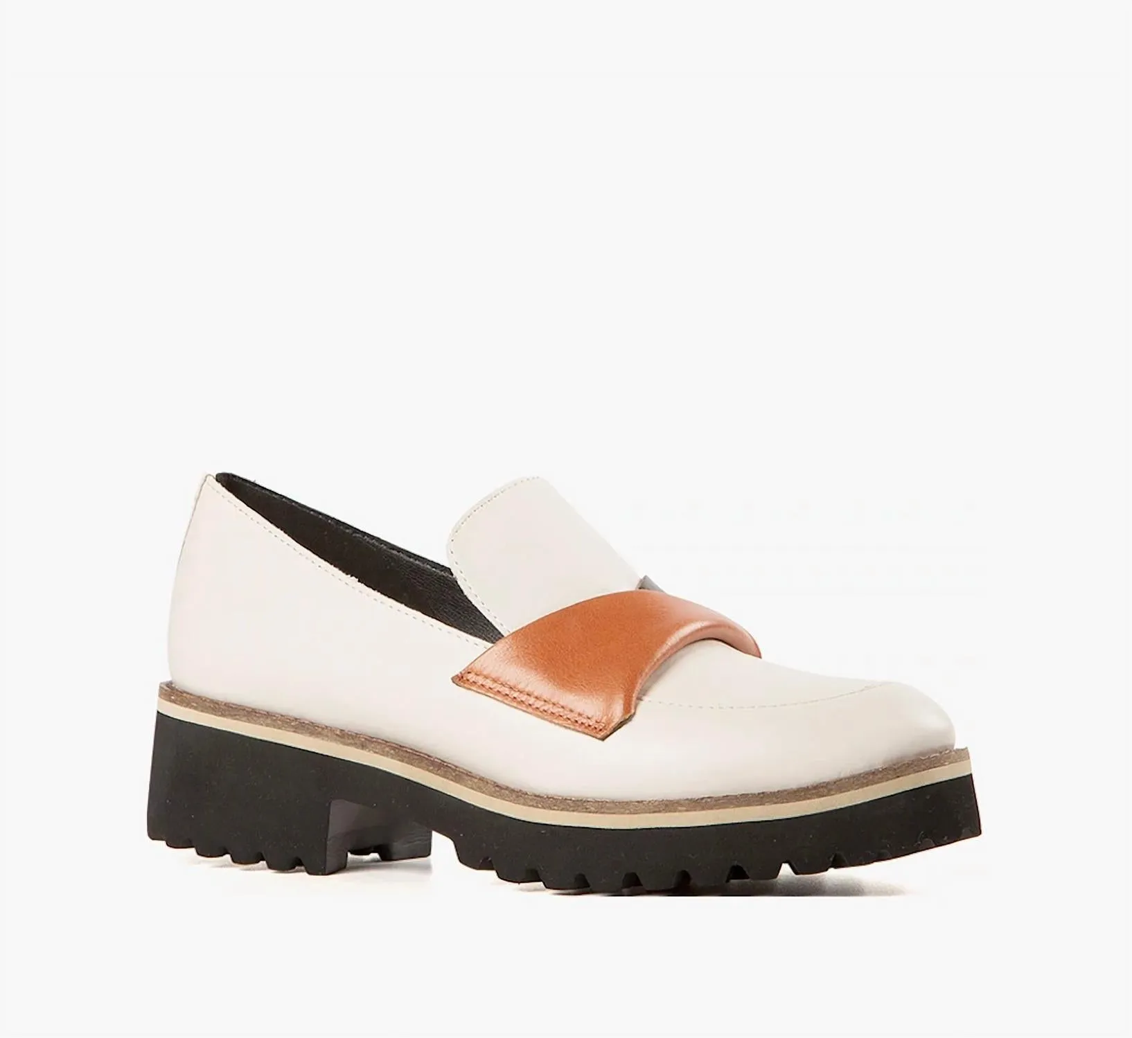 Women's Flatsash Lugg Loafer In White/orange