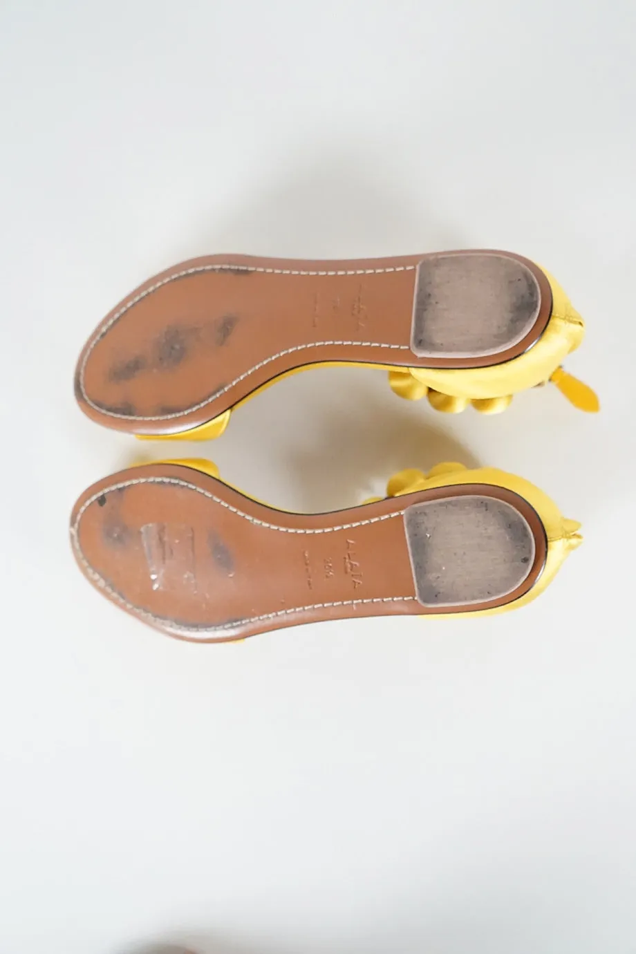 [WS5163] Alaïa | Flat sandals